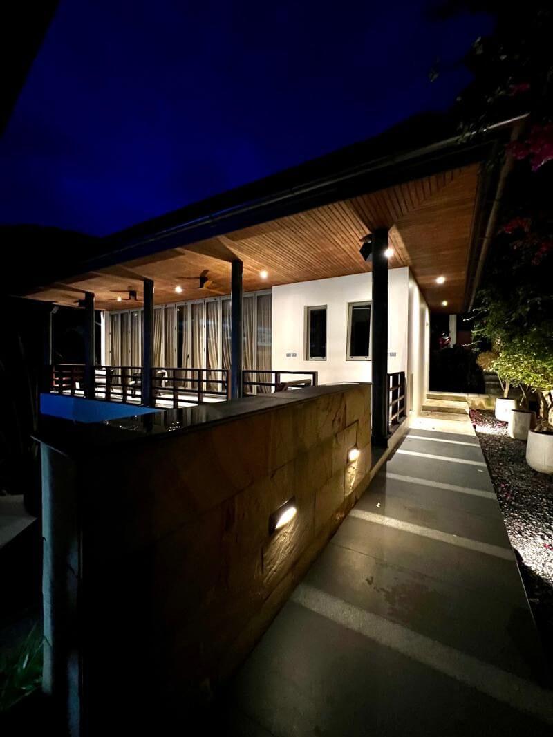 VILS-0059 - Atmospheric tropical 3-bedroom sea view villa with large private pool in Bang Por