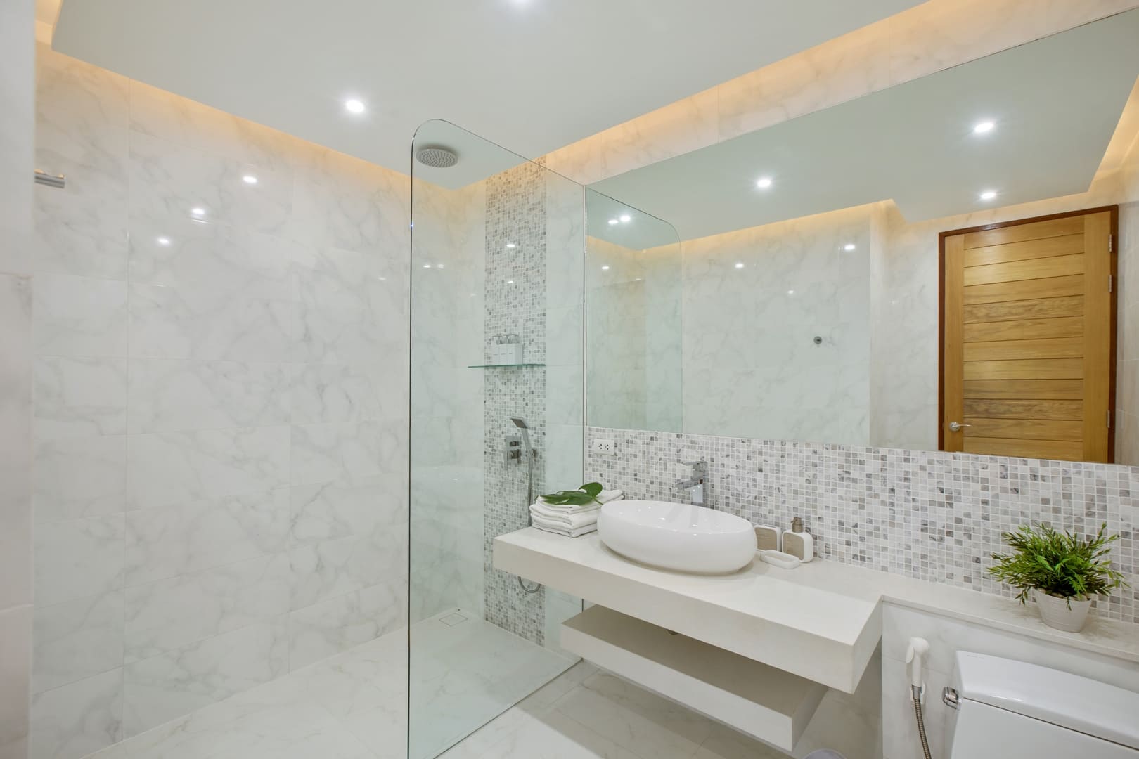 VILS-0056 - Luxury 4-bedroom sea view villa with infinity pool in Plai Laem for sale