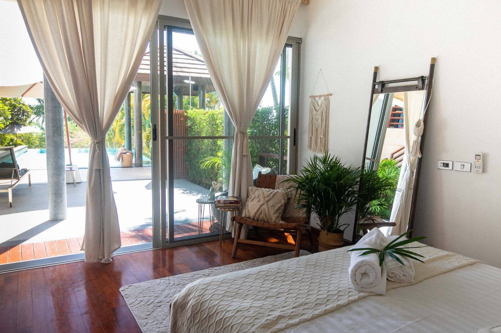 VILS-0059 - Atmospheric tropical 3-bedroom sea view villa with large private pool in Bang Por
