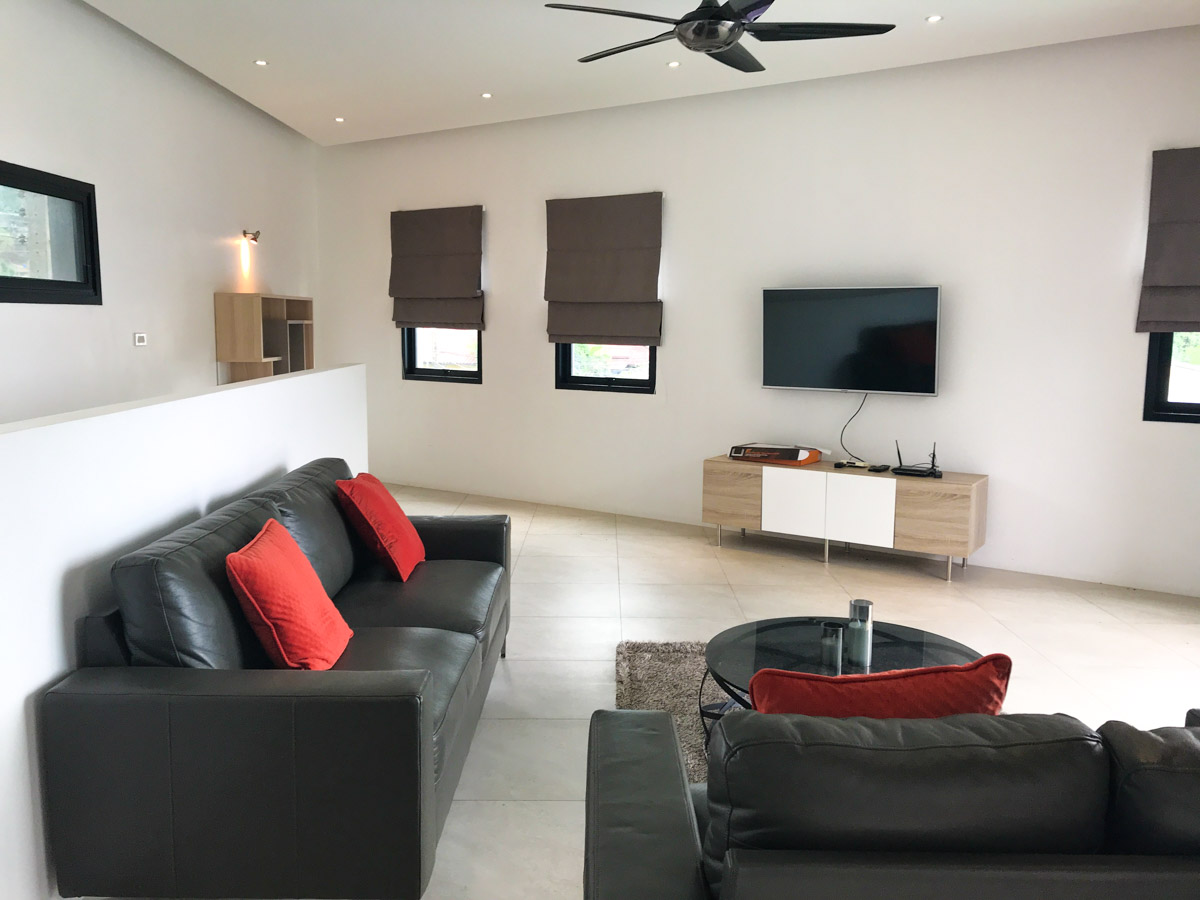 ID:674 3-bedroom villa near Chaweng Noi beach