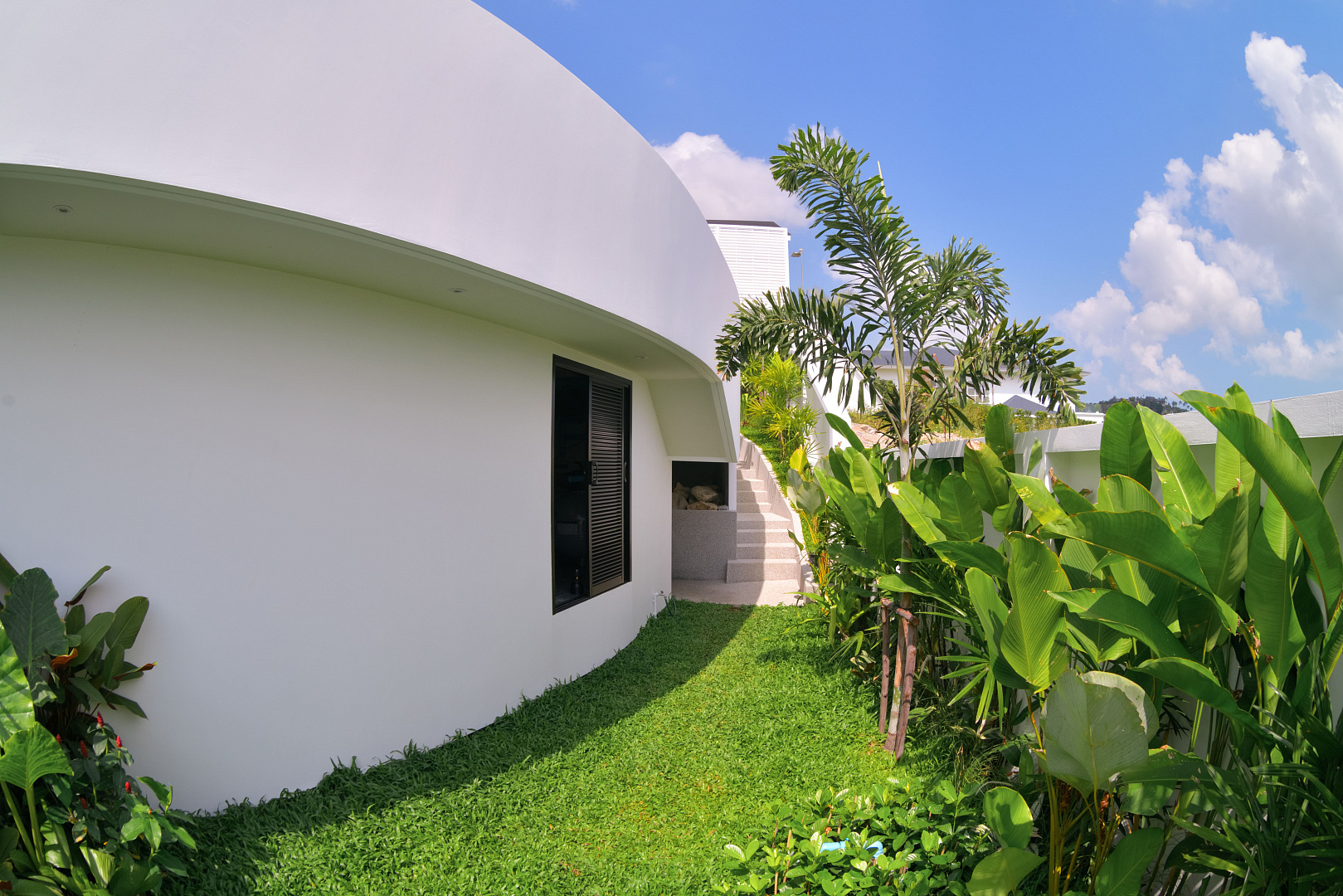 VILS-0086: Luxury 5-Bedroom Hillside Villa with Private Pool, Gym & Sauna in Bo Phut