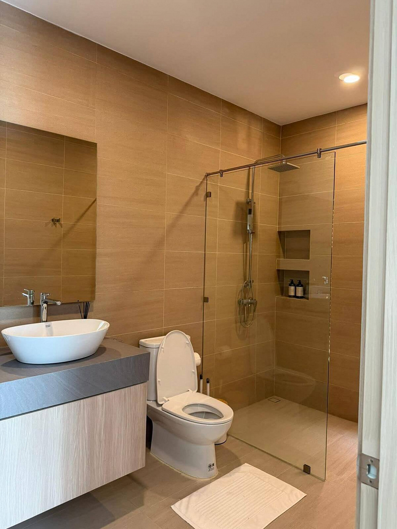 VILS-0047 - Ready to move 3-bedroom modern villa with private pool and garden in Lamai