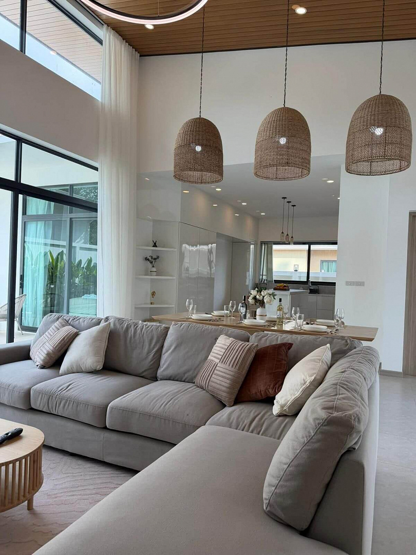 VILS-0047 - Ready to move 3-bedroom modern villa with private pool and garden in Lamai