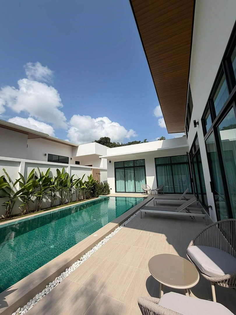 VILS-0047 - Ready to move 3-bedroom modern villa with private pool and garden in Lamai